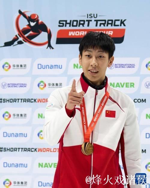 短道速滑巡回赛蒙特利尔站:孙龙男子1500米摘铜 短道速滑巡回赛蒙特利尔站:孙龙男子1500米摘铜