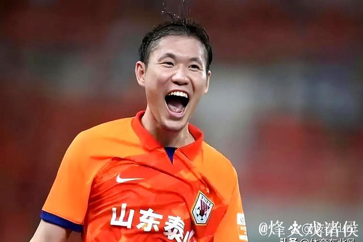 中超-李源一助攻双响克雷桑破门 山东客场力克长春 中超-李源一助攻双响克雷桑破门 山东客场力克长春