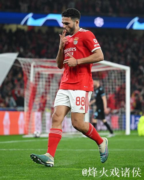 法甲-杜埃与贡萨洛-拉莫斯建功 巴黎2-1战胜勒阿弗尔 法甲-杜埃与贡萨洛-拉莫斯建功 巴黎2-1战胜勒阿弗尔